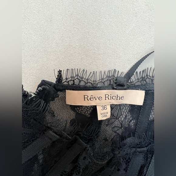 Reve Riche Lace top - Picture 3 of 3